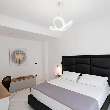 Apartments Hotel Real Suite Napoli Chiaia Mergellina 외부 사진