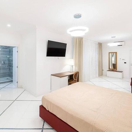 Apartments Hotel Real Suite Napoli Chiaia Mergellina 외부 사진